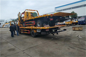 称多同城汽车补胎