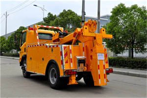 称多高速路拖车费